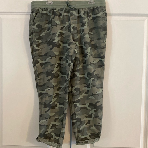 Maurices Pants - Camouflage Joggers